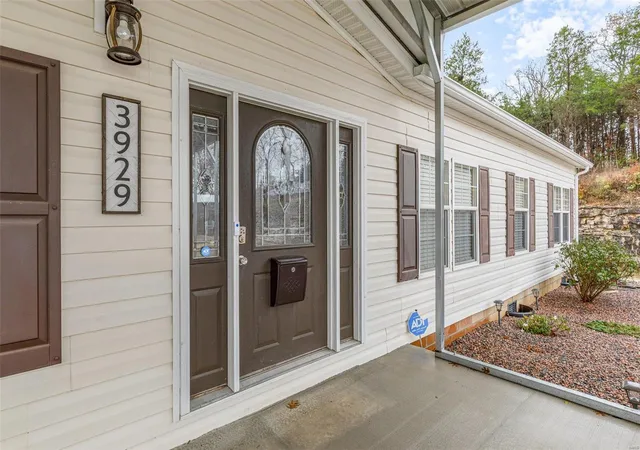 Photo 3 of Single family home for sale at 3929 State Road P, Festus, MO 63028 | MLS# 24069430 | Listing updated on 2024-12-18