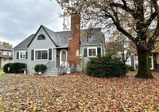 Photo 1 of Single family home for sale at 312 W St John, Vandalia, MO 63382 | MLS# 24069446 | Listing updated on 2024-11-12