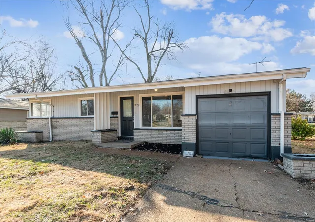 Photo 1 of Single family home for sale at 10753 Landseer Dr, Saint Louis, MO 63136 | MLS# 24069505 | Listing updated on 2025-03-08