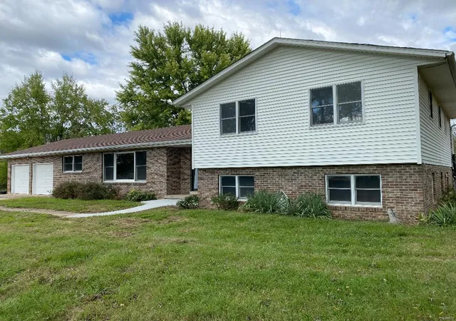 Homes for sale in Chamois, MO | 8128 Hwy 89, Chamois, MO 65024 | MLS# 24069608