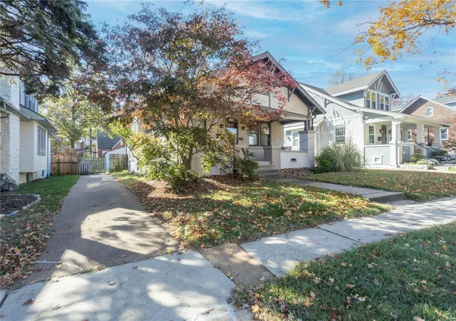 Photo 2 of Single family home for sale at 7474 Teasdale Ave, Saint Louis, MO 63130 | MLS# 24069635 | Listing updated on 2024-12-06