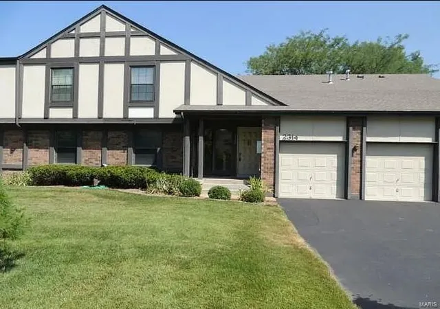 Photo 1 of Condo for sale at 2314 Seven Pine Dr #8, Saint Louis, MO 63146 | MLS# 24069780 | Listing updated on 2025-03-03