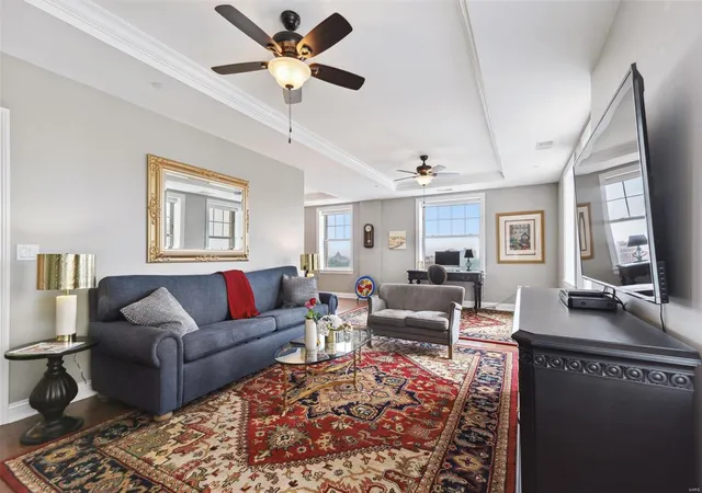 Photo 3 of Condo for sale at 232 N Kingshighway Blvd N #1110, Saint Louis, MO 63108 | MLS# 24069855 | Listing updated on 2025-01-03