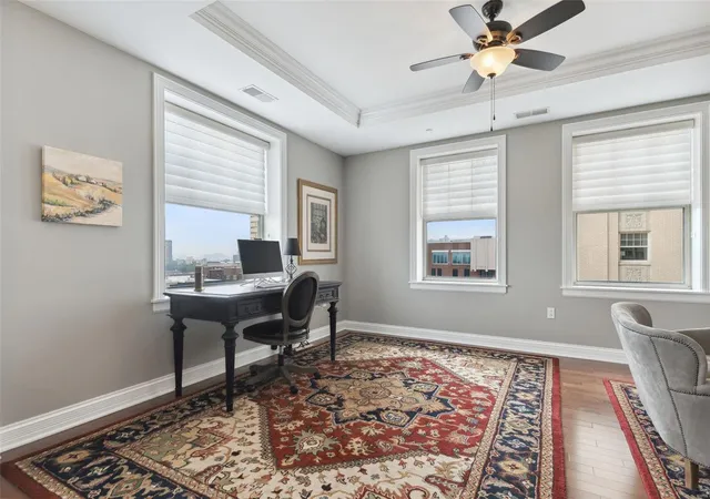 Listing Photo 5 - Condo for sale in building located at 232 N Kingshighway Blvd N, St. Louis, MO 63108 - Unit #1110