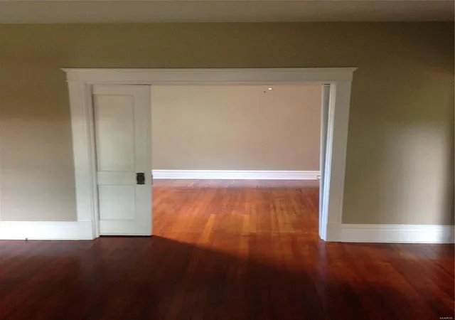 Photo 4 of Multi family home for sale at 3870 Arsenal St, Saint Louis, MO 63116 | MLS# 24070054 | Listing updated on 2024-12-04