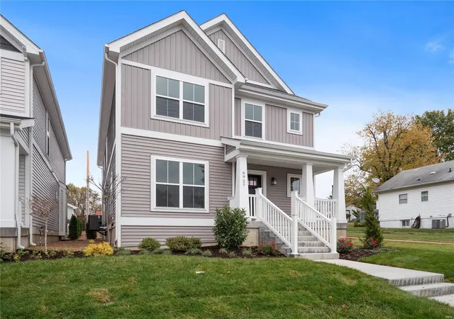 Photo 2 of Single family home for sale at 6927 Sutherland Ave, Saint Louis, MO 63109 | MLS# 24070127 | Listing updated on 2024-12-08