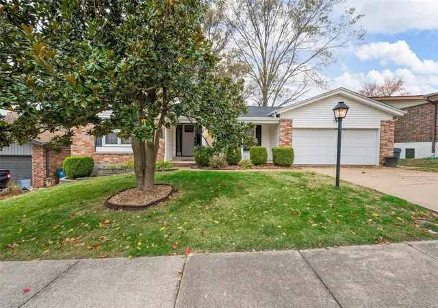 Photo 1 of Sale Pending at 8833 Forest Heights Dr, Saint Louis, MO 63123 | MLS# 24070152 | Listing updated on 2024-11-25