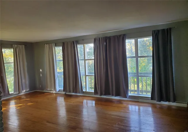 Photo 2 of Single family home for sale at 44 Circle Dr, East Saint Louis, IL 62203 | MLS# 24070160 | Listing updated on 2024-11-25