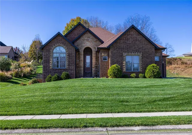 Photo 1 of Single family home for sale at 1521 Birchwood Ct, Cape Girardeau, MO 63701 | MLS# 24070233 | Listing updated on 2025-03-17