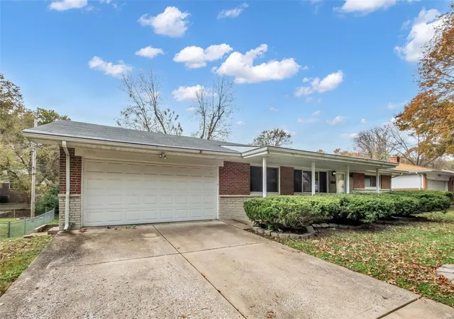 Photo 2 of Single family home for sale at 11533 Norgate Dr, Saint Louis, MO 63138 | MLS# 24070263 | Listing updated on 2025-02-28