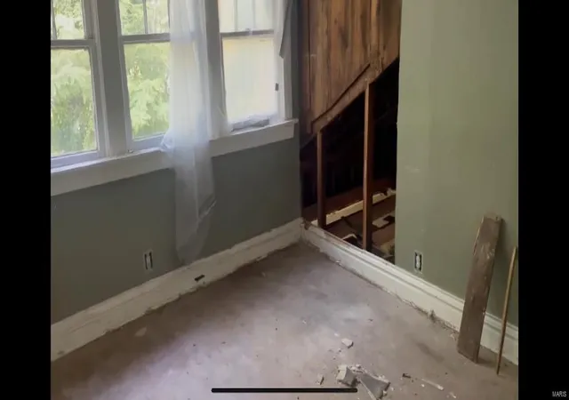 Photo 3 of Single family home for sale at 5338 Janet Ave, Saint Louis, MO 63136 | MLS# 24070292 | Listing updated on 2024-11-08