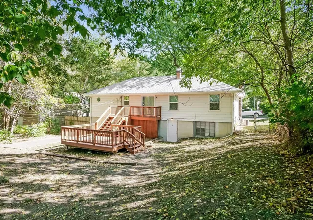 Homes for sale in Raytown, MO | 5728 Cedar Ave, Raytown, MO 64133 | MLS# 24070354