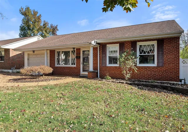Photo 2 of Sale Pending at 7324 Marwinette Ave, Saint Louis, MO 63116 | MLS# 24070405 | Listing updated on 2024-12-11