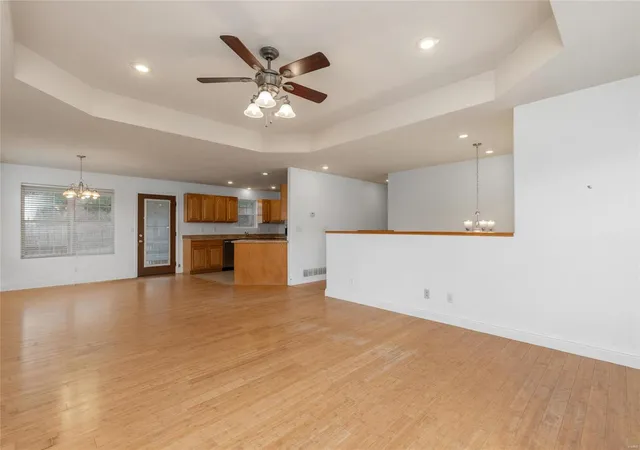 Photo 3 of Single family home for sale at 104 Locust Ct, Saint Robert, MO 65584 | MLS# 24070439 | Listing updated on 2024-11-14