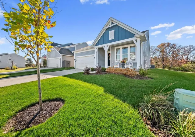 Photo 1 of Single family home for sale at 116 Bell Blvd, Wentzville, MO 63385 | MLS# 24070509 | Listing updated on 2025-03-19