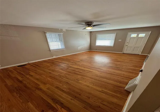 Photo 3 of Sale Pending at 6723 Dale Ave, Saint Louis, MO 63139 | MLS# 24070569 | Listing updated on 2024-11-21