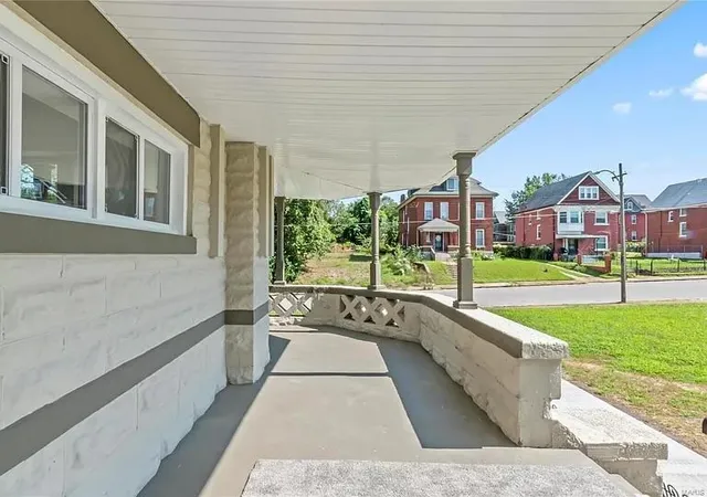 Photo 3 of Single family home for sale at 5920 Julian Ave, Saint Louis, MO 63112 | MLS# 24070583 | Listing updated on 2024-11-13
