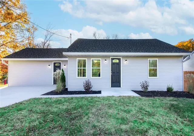 Photo 1 of Single family home for sale at 1341 Meadow Dr, Arnold, MO 63010 | MLS# 24070734 | Listing updated on 2024-11-18