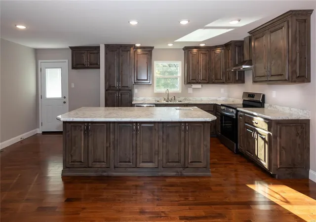 Photo 3 of Single family home for sale at 1341 Meadow Dr, Arnold, MO 63010 | MLS# 24070734 | Listing updated on 2024-11-18