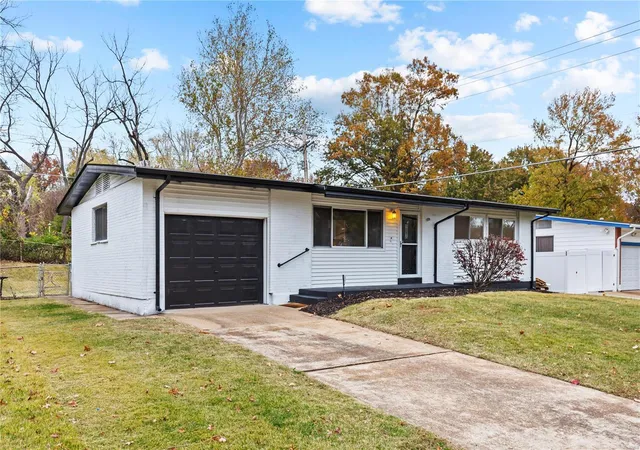 Photo 2 of Sale Pending at 1639 Chesley Dr, Saint Louis, MO 63136 | MLS# 24070814 | Listing updated on 2024-11-26