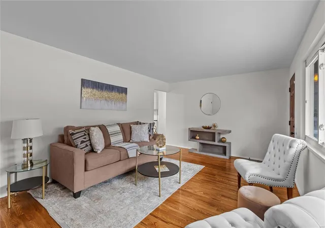 Photo 3 of Sale Pending at 1639 Chesley Dr, Saint Louis, MO 63136 | MLS# 24070814 | Listing updated on 2024-11-26