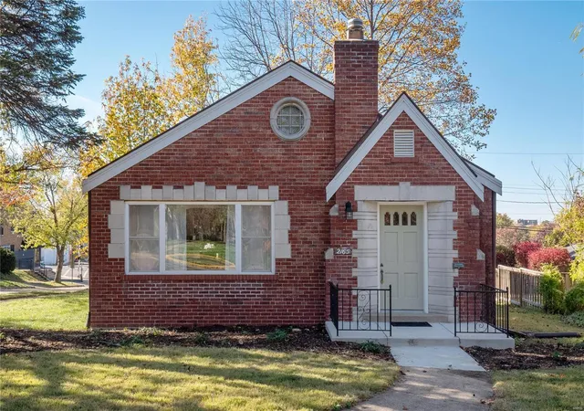 Photo 1 of Sale Pending at 2165 Gray Ave, Saint Louis, MO 63117 | MLS# 24070923 | Listing updated on 2024-11-19
