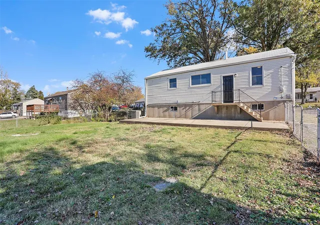 Photo 26 of Sale Pending at 3615 Adie Rd, Saint Ann, MO 63074 | MLS# 24070980 | Listing updated on 2024-11-15