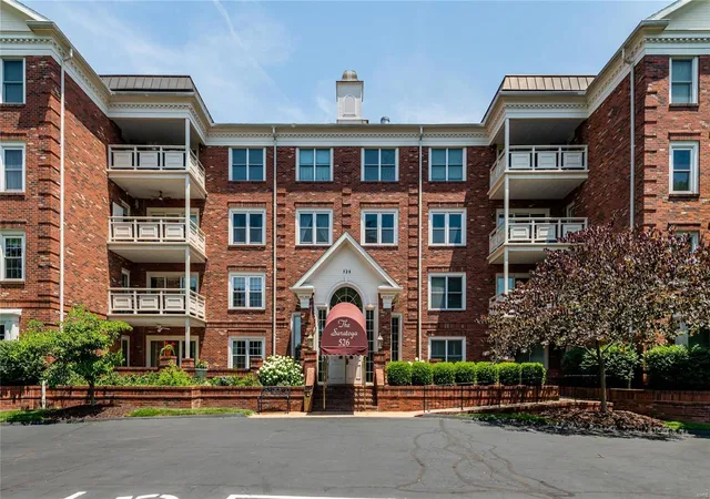 Photo 1 of Condo for sale at 526 Sarah Ln #35, Saint Louis, MO 63141 | MLS# 24071055 | Listing updated on 2024-12-12