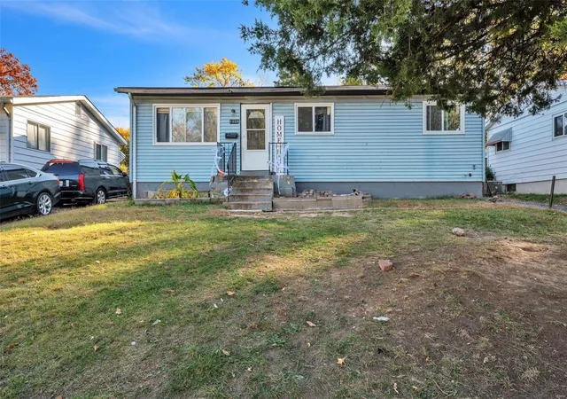 Photo 3 of Single family home for sale at 10536 Count Dr, Saint Louis, MO 63136 | MLS# 24071059 | Listing updated on 2024-11-26