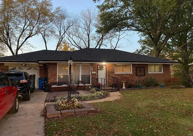 Photo 1 of Sale Pending at 8833 Cherrywood Ln, Saint Louis, MO 63136 | MLS# 24071077 | Listing updated on 2024-11-22