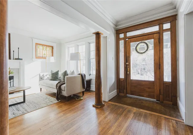 Photo 3 of Single family home for sale at 7001 Waterman Ave, Saint Louis, MO 63130 | MLS# 24071104 | Listing updated on 2025-03-17