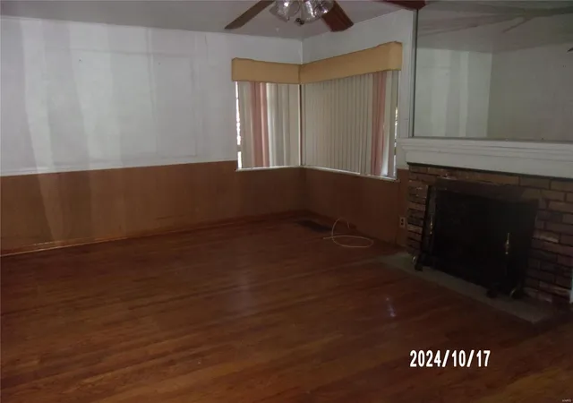 Photo 3 of Single family home for sale at 6725 Thurston Ave, Saint Louis, MO 63134 | MLS# 24071116 | Listing updated on 2024-11-15