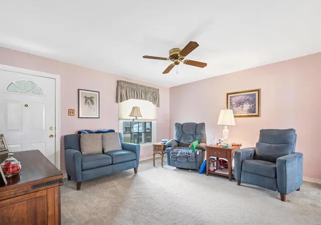 Photo 2 of Sale Pending at 2645 Baltusrol Dr, Saint Louis, MO 63129 | MLS# 24071122 | Listing updated on 2024-12-14