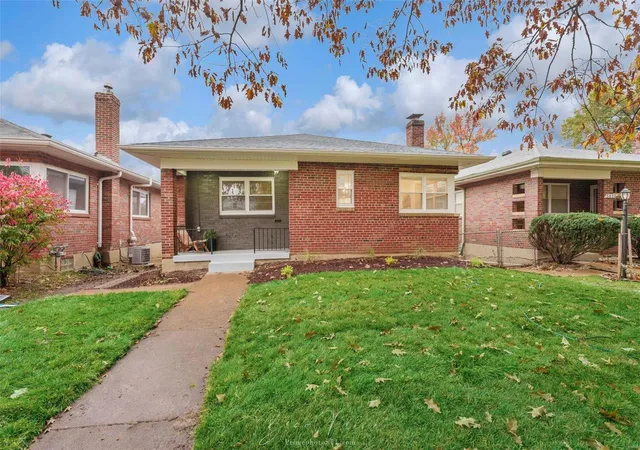 Photo 1 of Sale Pending at 5646 Winona Ave, Saint Louis, MO 63109 | MLS# 24071123 | Listing updated on 2024-11-22