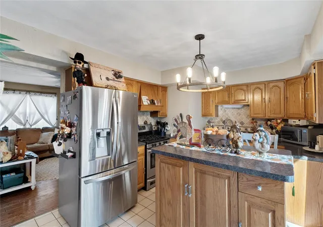 Photo 4 of Sale Pending at 224 Donald St, East Saint Louis, IL 62206 | MLS# 24071140 | Listing updated on 2024-12-18