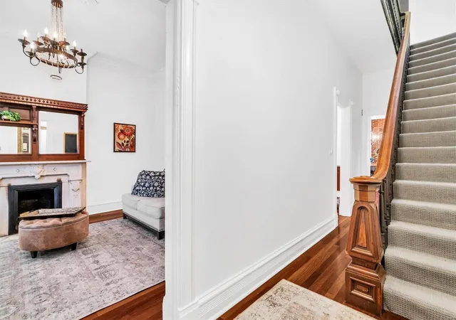 Photo 3 of Single family home for sale at 1826 Lasalle St, Saint Louis, MO 63104 | MLS# 24071181 | Listing updated on 2024-11-25