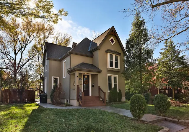 Photo 3 of Single family home for sale at 6968 Hancock Ave, Saint Louis, MO 63139 | MLS# 24071198 | Listing updated on 2024-12-14