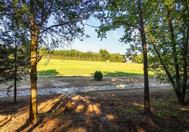 2nd image of 7 Holt Rd   991 Acres, Wentzville, MO 63385 | MLS# 24071434