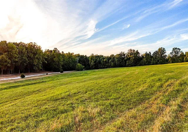 2nd image of 6 Holt Rd   516 Acres, Wentzville, MO 63385 | MLS# 24071436