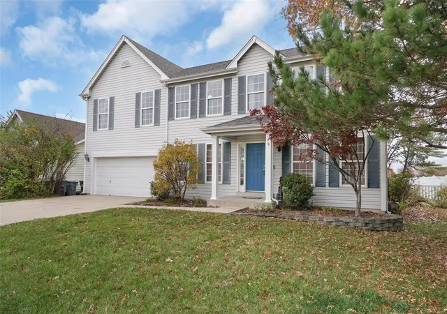 Photo 2 of Sale Pending at 101 Abington Dr, Saint Peters, MO 63376 | MLS# 24071511 | Listing updated on 2025-03-08