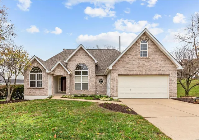 Photo 1 of Single family home for sale at 3918 White Rose Ln, Saint Charles, MO 63304 | MLS# 24071593 | Listing updated on 2025-03-10