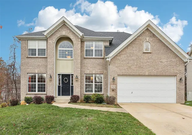 1st image of 213 Magnolia Trace Dr, Ballwin, MO 63021 | MLS# 24071602