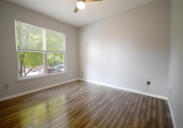 Photo 3 of Single family home for sale at 2922 Pennsylvania Ave, Saint Louis, MO 63118 | MLS# 24071790 | Listing updated on 2025-03-17