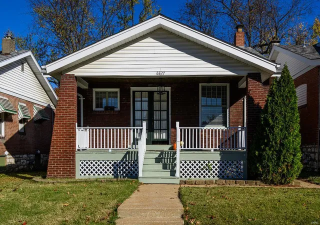 Photo 2 of Sale Pending at 6827 Marquette Ave, Saint Louis, MO 63139 | MLS# 24071791 | Listing updated on 2024-12-17