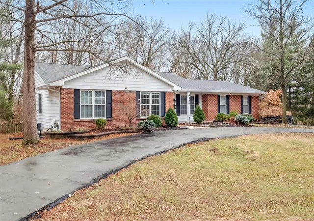 Photo 2 of Single family home for sale at 4134 Current Dr, Saint Charles, MO 63304 | MLS# 24071822 | Listing updated on 2024-12-29