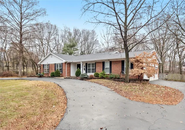 Photo 3 of Single family home for sale at 4134 Current Dr, Saint Charles, MO 63304 | MLS# 24071822 | Listing updated on 2024-12-29