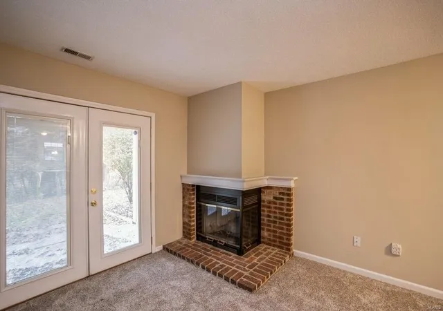 Photo 4 of Condo for sale at 12977 Bryce Cyn Dr #B, Maryland Heights, MO 63043 | MLS# 24071845 | Listing updated on 2024-12-16