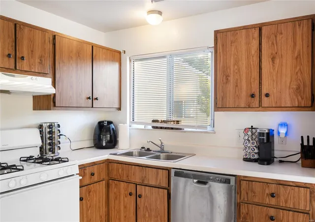 Photo 3 of Condo for sale at 515 Starwood Dr, Saint Peters, MO 63376 | MLS# 24071873 | Listing updated on 2024-11-29