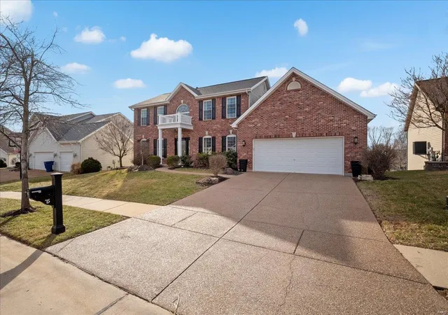 Photo 1 of Single family home for sale at 5 Chandler Hill Ct, Saint Peters, MO 63376 | MLS# 24071877 | Listing updated on 2025-03-17