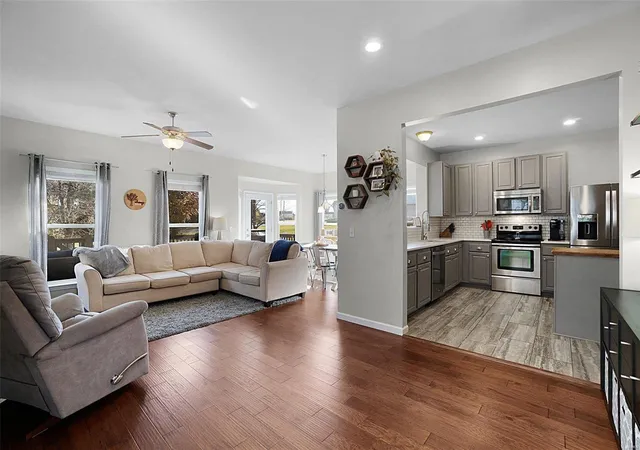 Photo 3 of Sale Pending at 1734 Coupru Ct, Saint Peters, MO 63376 | MLS# 24072022 | Listing updated on 2024-11-25